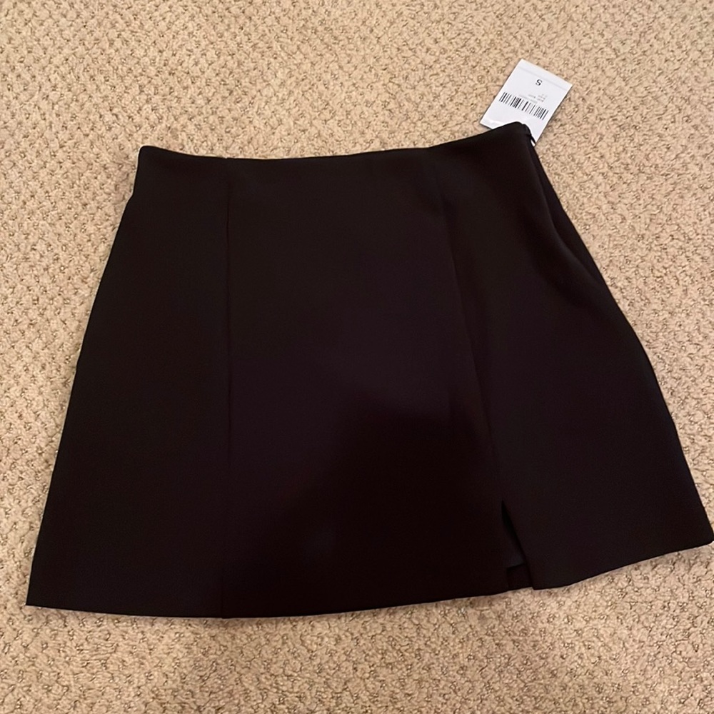 forever 21 black mini skirt NWT